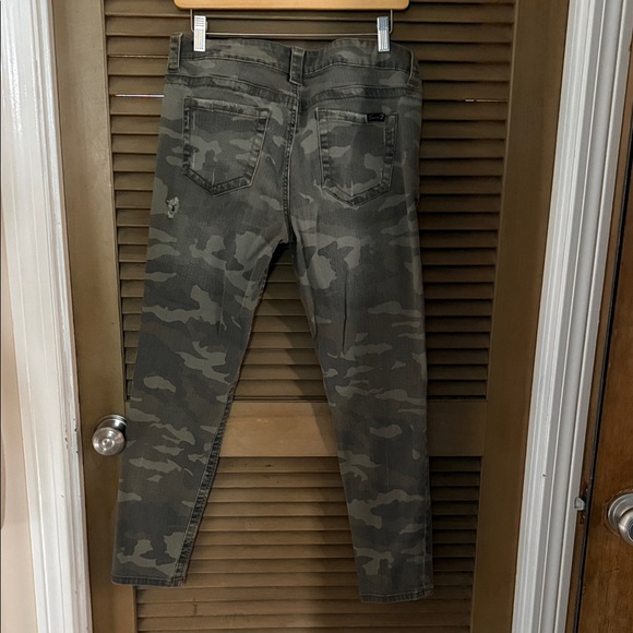 Seven7 Green Camo Skinny Jeans - Picture 6 of 7